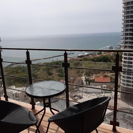 Квартира С Террасой Sea View/ 44 Жемчужина В Аркадии Odessza Kültér fotó